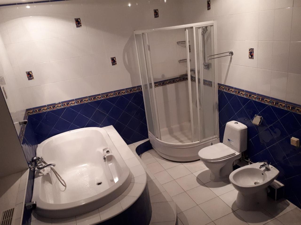 Хостел Оболонь Kiev Buitenkant foto